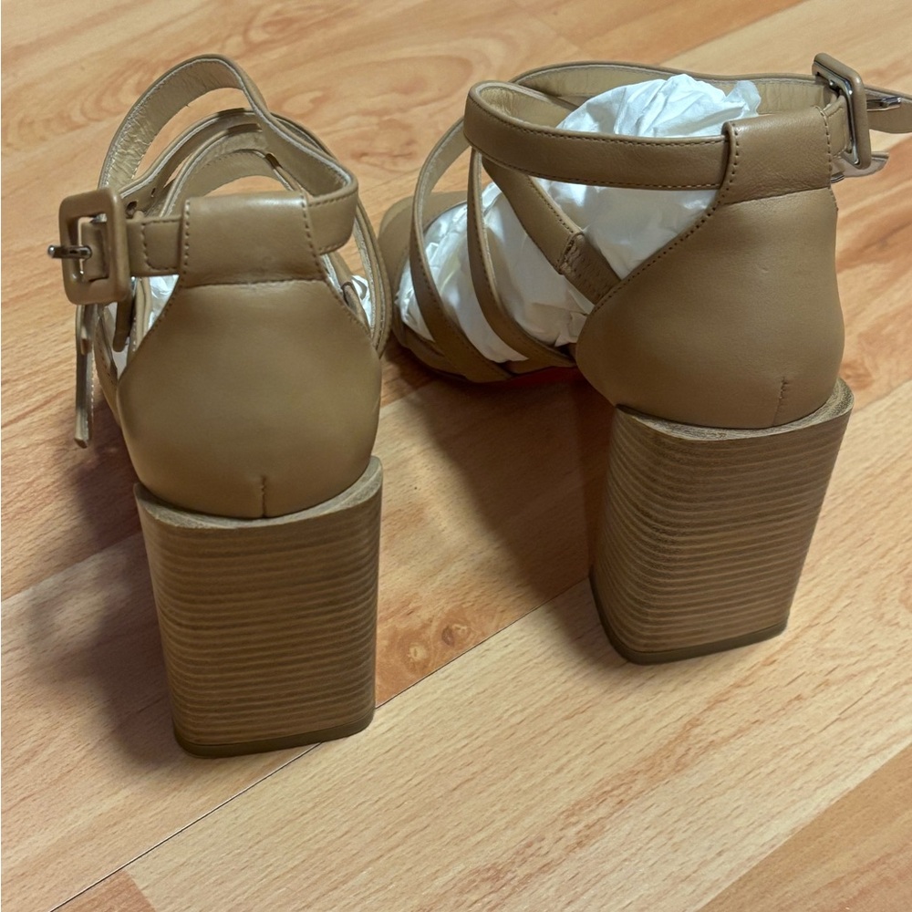 Elegant Tan Strappy Sandals - Picture 2 of 12